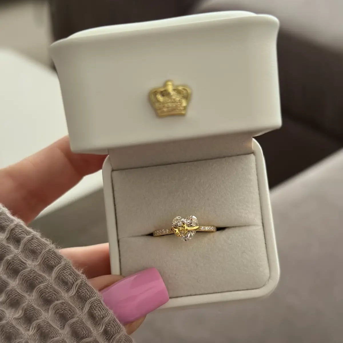 Gold Bow Heart Ring
