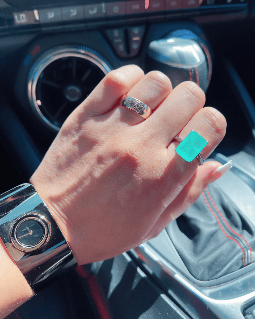 Glowing Colombian Emerald Ring - Gymattic